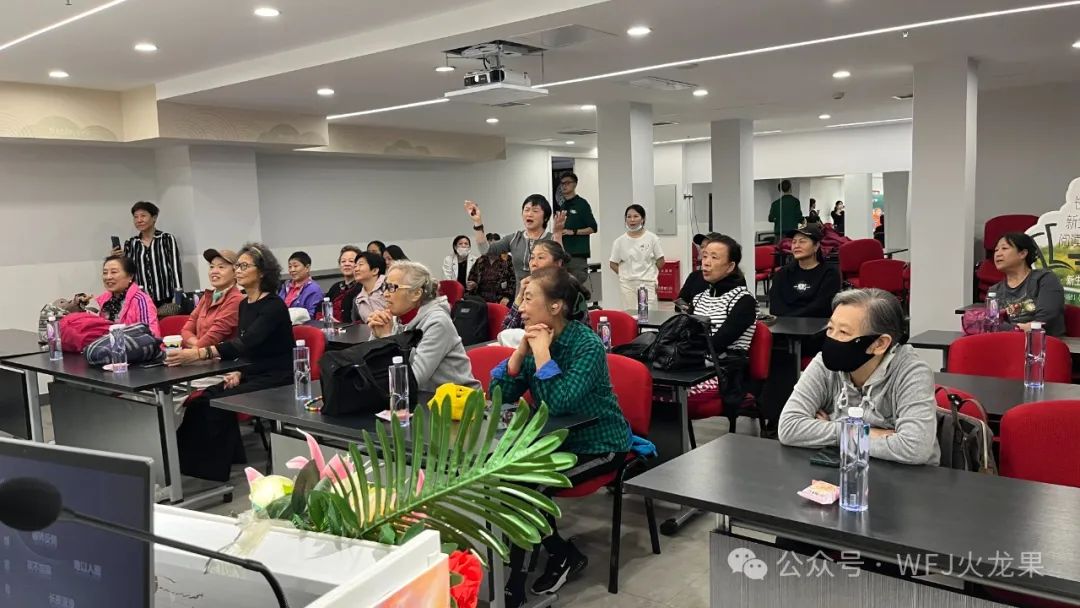 多彩联盟各店多彩活动庆重阳_多彩联盟集团官方网站