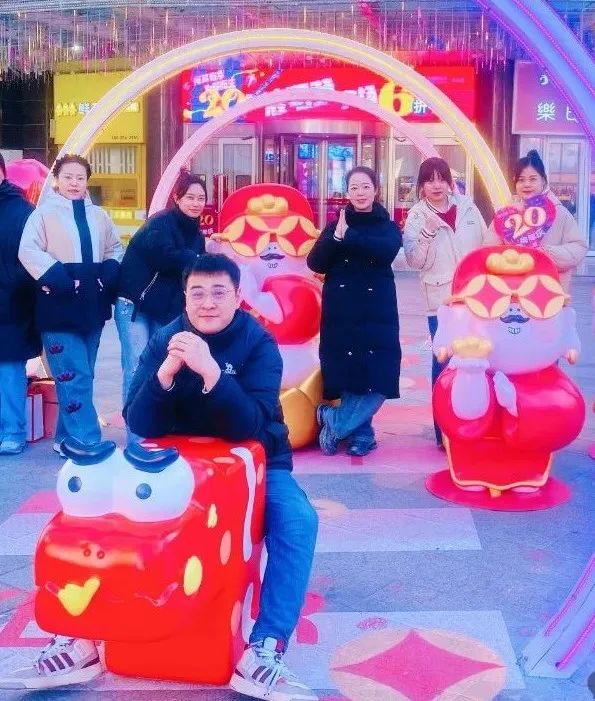 只争朝夕，，是谁创立了业绩惊喜！_多彩联盟集团官方网站