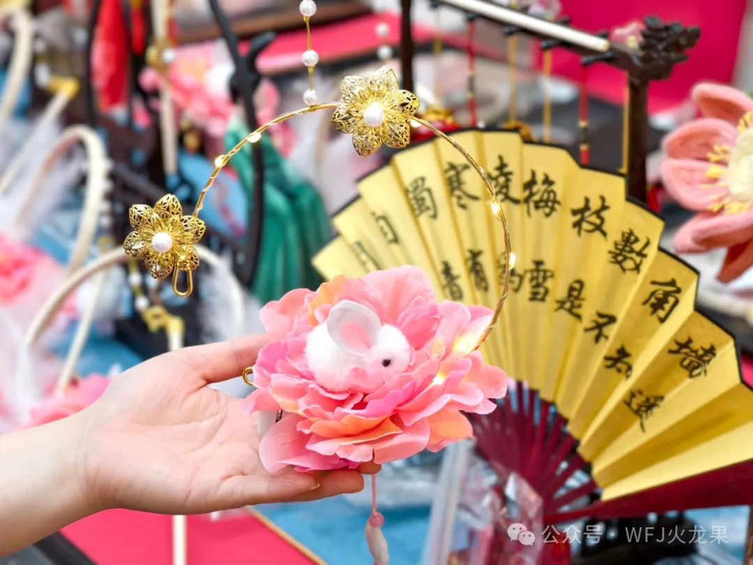 2025开门红 | 火树银花闹元宵！_多彩联盟集团官方网站