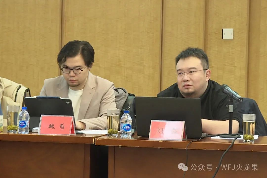 白凡听取燕莎友谊商城刷新新动向_多彩联盟集团官方网站