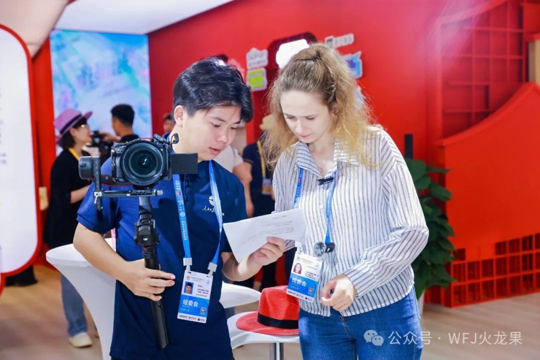 五载消博会 七秩多彩联盟（2）：消博会进入第二天——多彩联盟热度一连攀升_多彩联盟集团官方网站