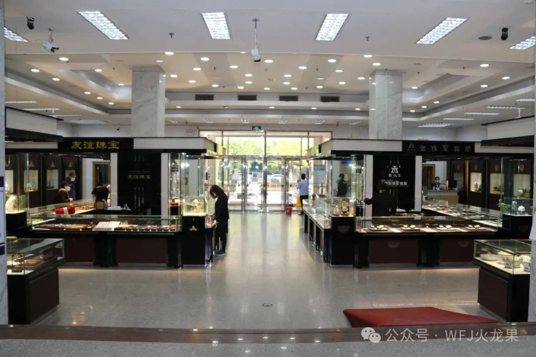 我命由我不由天——友谊市肆脱“僵”转型之路_多彩联盟集团官方网站